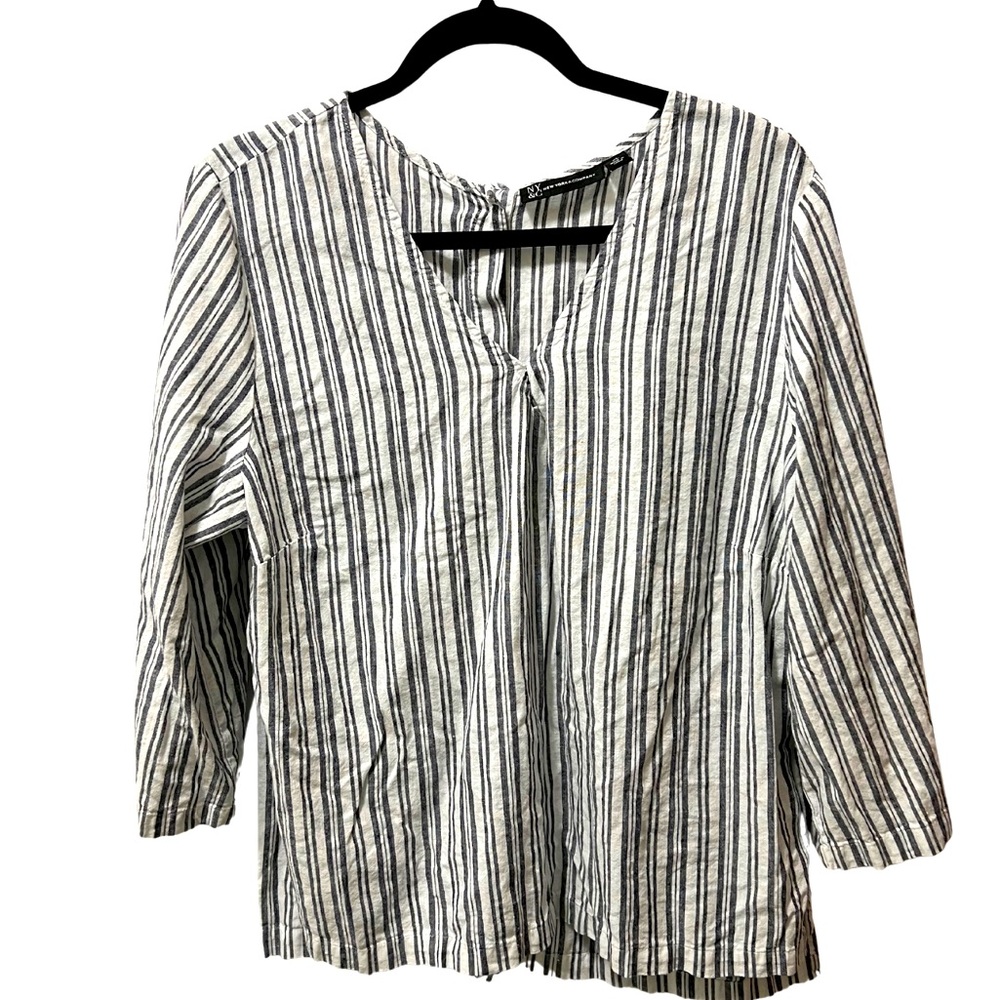 NY&C scoop neck gray and white stripe shirt with button down on the back